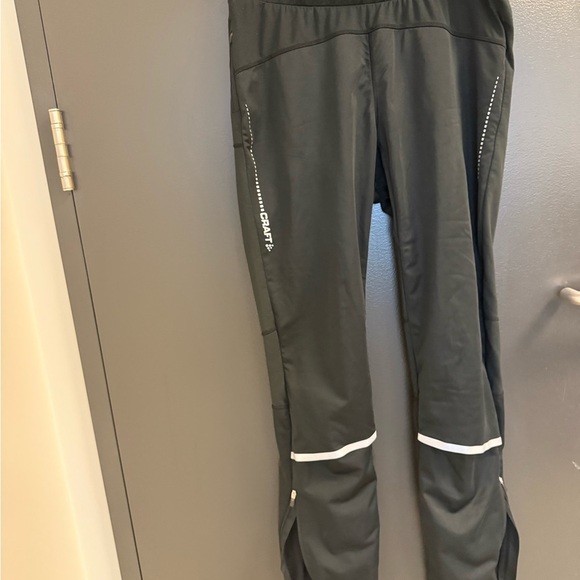 Craft Men's Black training Joggers wind proof
Biking, skiing, golf light lining - Picture 3 of 11